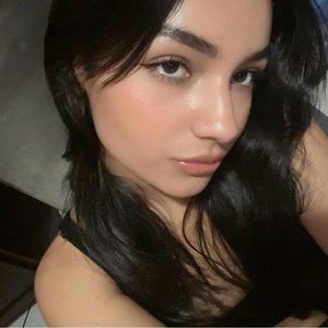 Meet your Posher, Briana